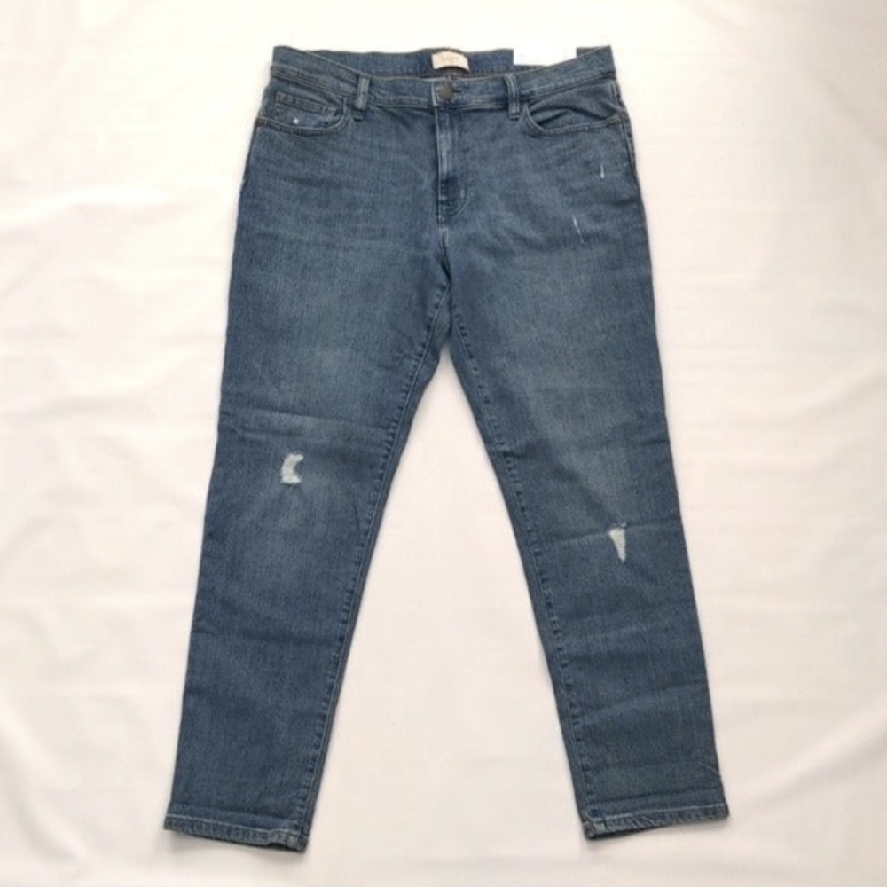 LOFT Jeans Boyfriend Distressed Denim Jeans  size 6 NEW with Tags